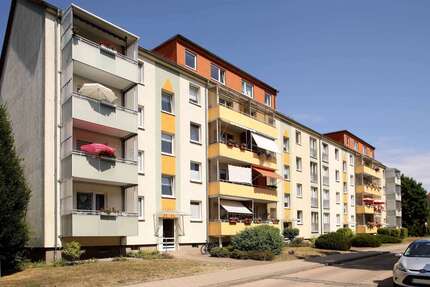 Wohnung zum Mieten in Neubrandenburg 425,00 € 56.37 m²