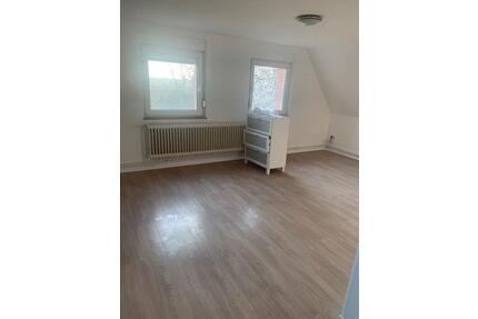 Schöne helle Dachgeschoss Wohnung - Papenburg