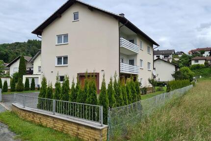 Haus, 5-Zimmer-Wohnung zu vermieten.Biedenkopf-Eckelshausen.