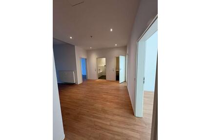 WG geeignete 3 Zimmer-Studentenwohnung inkl. Küche neben dem Rhein-Center! [VAC-21613] - Köln Lindenthal