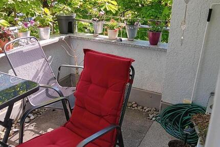 3 Zimmer Küche Bad und Balkon - 220.000,00&nbsp;EUR Kaufpreis, ca.&nbsp; 55,00&nbsp;m&sup2; in Reutlingen (PLZ: 72764)