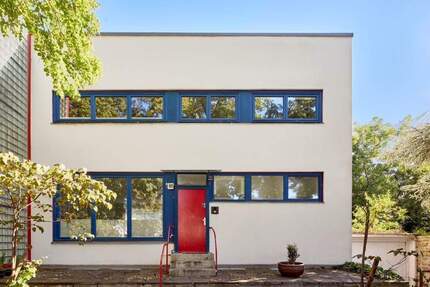 Bauhaus in grüner Dahlem-Lage - 1.600.000,00&nbsp;EUR Kaufpreis, ca.&nbsp; 230,00&nbsp;m&sup2;&nbsp;Wohnfl&auml;che in Berlin-Dahlem (PLZ: 14195)