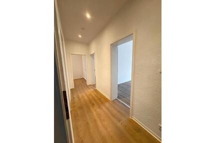 Erstbezug nach Sanierung! 3-Zimmer-Wohnung in zentraler Lage von Hannover [VAC-12602]