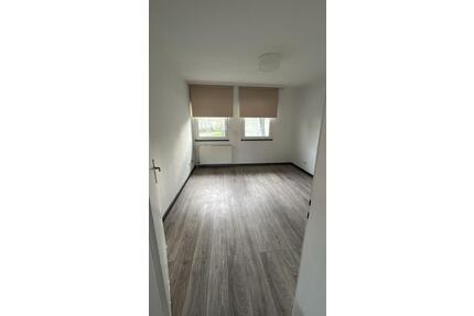 Ruhige Mietwohnung - 790,00&nbsp;EUR Kaltmiete, ca.&nbsp; 65,00&nbsp;m&sup2; in Essen (PLZ: 45327) Stadtbezirk VI