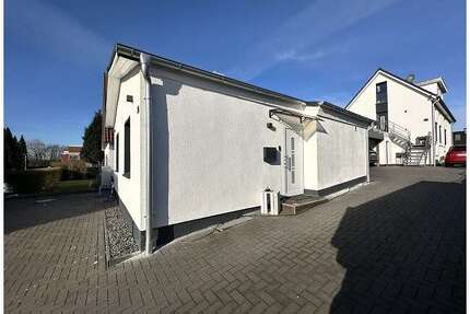 Haus zum Kaufen in Stade 159.000,00 € 49 m²