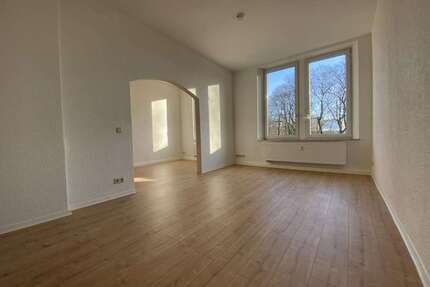 Wohnung zum Mieten in Hof 650,00 € 93.76 m²