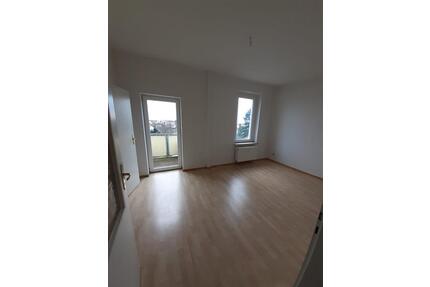 2 Zimmer, Küche, Balkon, Duschbad - Zwenkau