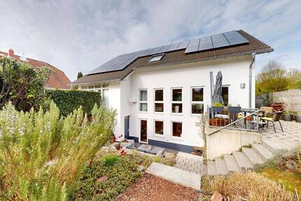 Effizienzklasse A & Architektur: Nachhaltiges Zweifamilienhaus für Generationen - Dormagen Hackenbroich