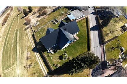 Großzügiges Zweifamilienhaus in Malsfeld-OT - Malsfeld-Sipperhausen