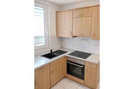 Ruhige Dreiraumwohnung in der Nähe des Eisenberger Schlosses