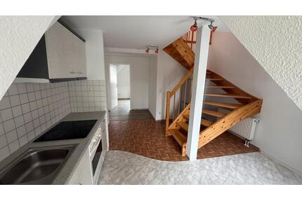 Schöne Dachgeschosswohnung - 400,00&nbsp;EUR Kaltmiete, ca.&nbsp; 67,00&nbsp;m&sup2; in Chemnitz (PLZ: 09126) Bernsdorf