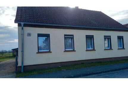 Freistehendes Einfamilienhaus - 250.000,00&nbsp;EUR Kaufpreis, ca.&nbsp; 106,00&nbsp;m&sup2; in Letschin (PLZ: 15324)