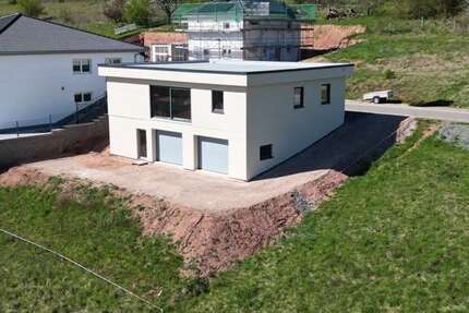 Haus zum Kaufen in Thaleischweiler-Fröschen 429.000,00 € 125 m²