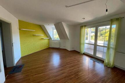 Schöne 2-Zimmer- Wohnung mit Balkon in Cossebaude - Dresden