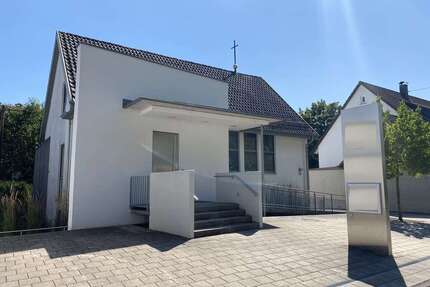 Haus zum Kaufen in Neckartenzlingen 349.000,00 € 234 m²