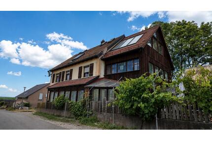 Großzügiges Mehrfamilienhaus in ruhiger Lage - Ippesheim