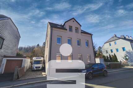 Haus zum Kaufen in Helmbrechts 360.000,00 € 210 m²