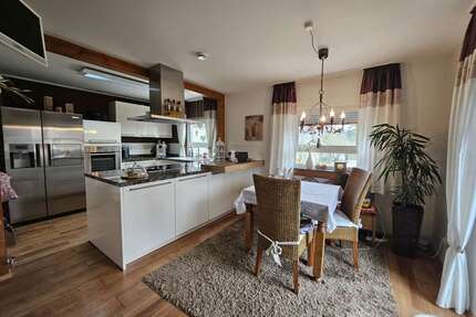 Haus zum Kaufen in Insheim 429.000,00 € 214 m²
