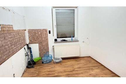 Duisburg Neudorf 2 Etage Wohnung zu Vermieten