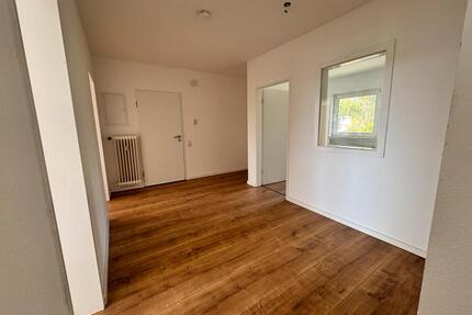Frisch renovierte 4-Zimmer-Wohnung Hamm (Sieg) zum Verkauf