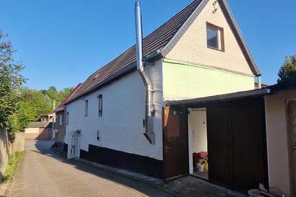 Haus mit Potenzial für 70.000 € – Ausbaureserve & Garage - Wettin-Löbejün