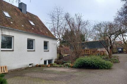 Verkaufe erschlossenes Grundstück mit Altbestand - Dassow