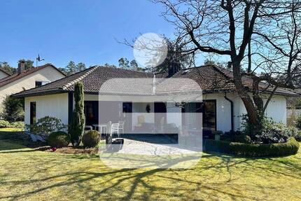 Bungalow mit großem Grundstück in Hemhofen-Wohnen auf einer Ebene-Ihr neuer Lieblingsplatz im Grünen