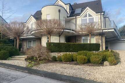 Haus zum Kaufen in Neuenrade 580.000,00 € 328.16 m²