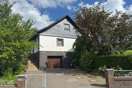 Haus zum Kaufen in Bad Gandersheim 198.000,00 € 135 m²