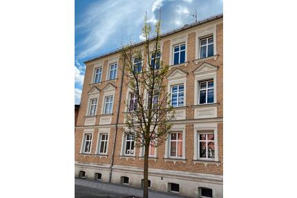 Schöne helle 4 Zimmerwohnung mit Terrasse - Luckenwalde