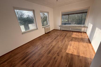 3-Zimmerwohnung mit Wintergarten ab sofort zu vermieten - Sottrum