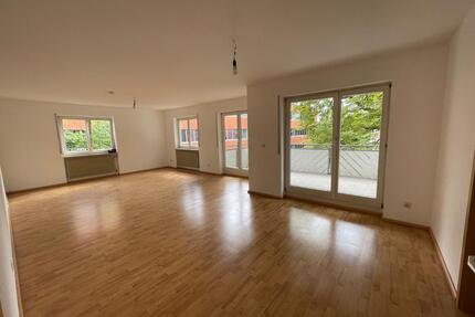 3,5-Zimmer-Wohnung in Bestlage – ruhig & zentral mit 2 Balkonen - Villingen-Schwenningen