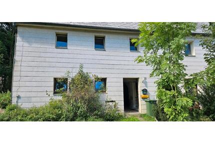 Mehrfamilienhaus Sanierung notwendig - Wunsiedel