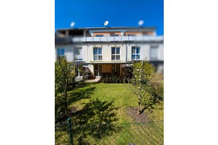 Modernes Reihenmittelhaus - 530.000,00&nbsp;EUR Kaufpreis, ca.&nbsp; 163,31&nbsp;m&sup2; in Adelsdorf (PLZ: 91325)