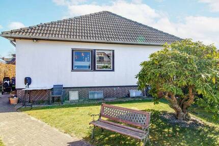 Family First ! Walmdach-Bungalow mit familienfreundlichen Ausstattungshighlights in ruhiger Top-Lage - Munster Trauen