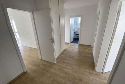 Wohnung zum Mieten in Bad Dürkheim 759,00 € 72.14 m²