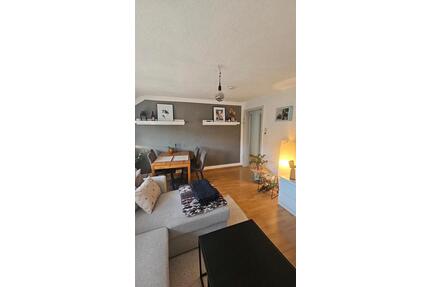 2,5 Zimmer - Dachgeschosswohnung Rosengarten