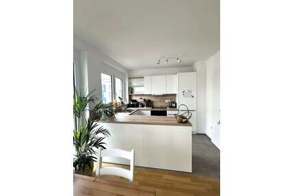 Wohnung zum Mieten in Stuttgart 1.700,00 € 96.7 m²
