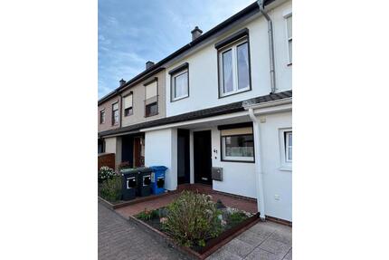 Reihenmittelhaus mit Garage in Delmenhorst Adelheide !NEUER PREIS