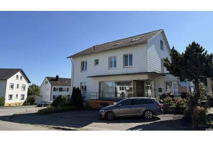 Interessantes 2-Familien-Haus nebst 4 Garagen in Villingen - Villingen-Schwenningen