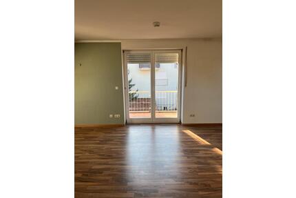 Schöne 1 Zimmer Wohnung in Rimpar mit BalkonStellplatz - Kürnach