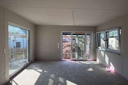 Haus zum Mieten in Ottendorf-Okrilla 1.750,00 € 115 m²