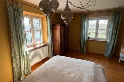 Schönes Zimmer nähe Chiemsee - 65,00&nbsp;EUR Kaltmiete, in Höslwang (PLZ: 83129)