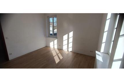 Drei-Zimmer-Wohnung - 600,00&nbsp;EUR Kaltmiete, ca.&nbsp; 75,00&nbsp;m&sup2; in Clausthal-Zellerfeld (PLZ: 38678)