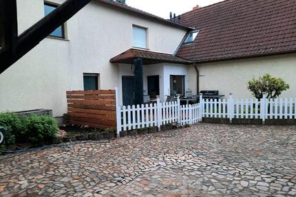 Verkaufe 2 Doppelhaushälften.Zweitwohnung derzeit vermietet. - Sülzetal