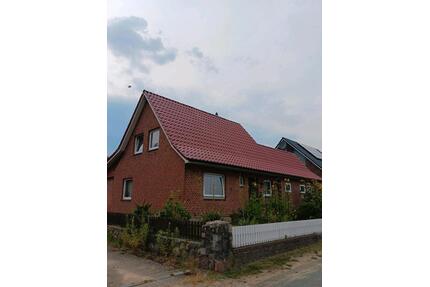 Haus mit Anbau in Trittau - 380.000,00&nbsp;EUR Kaufpreis, ca.&nbsp; 100,00&nbsp;m&sup2; in Trittau (PLZ: 22946)