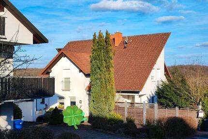 Doppelhaushälfte in Oberthulba ruhige Lage zu vermieten - Bad Kissingen