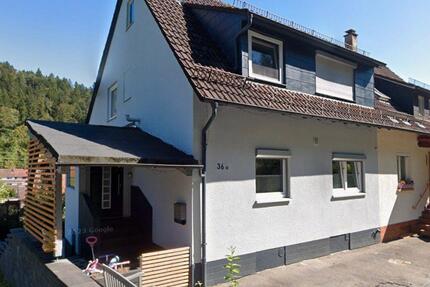 Doppelhaushälfte mit Einliegerwohnung in Toplage – modernisiert - Tuttlingen