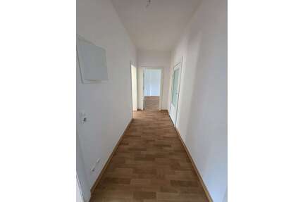 Wohnung zum Mieten in Bitterfeld 543,75 € 75 m²
