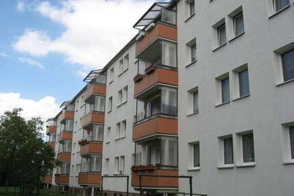 Wohnung zum Mieten in Naumburg (Saale) 373,00 € 46.05 m²